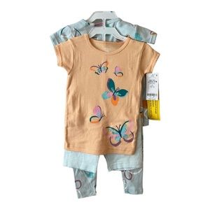 Carter’s girls 4 piece pajama set NWT